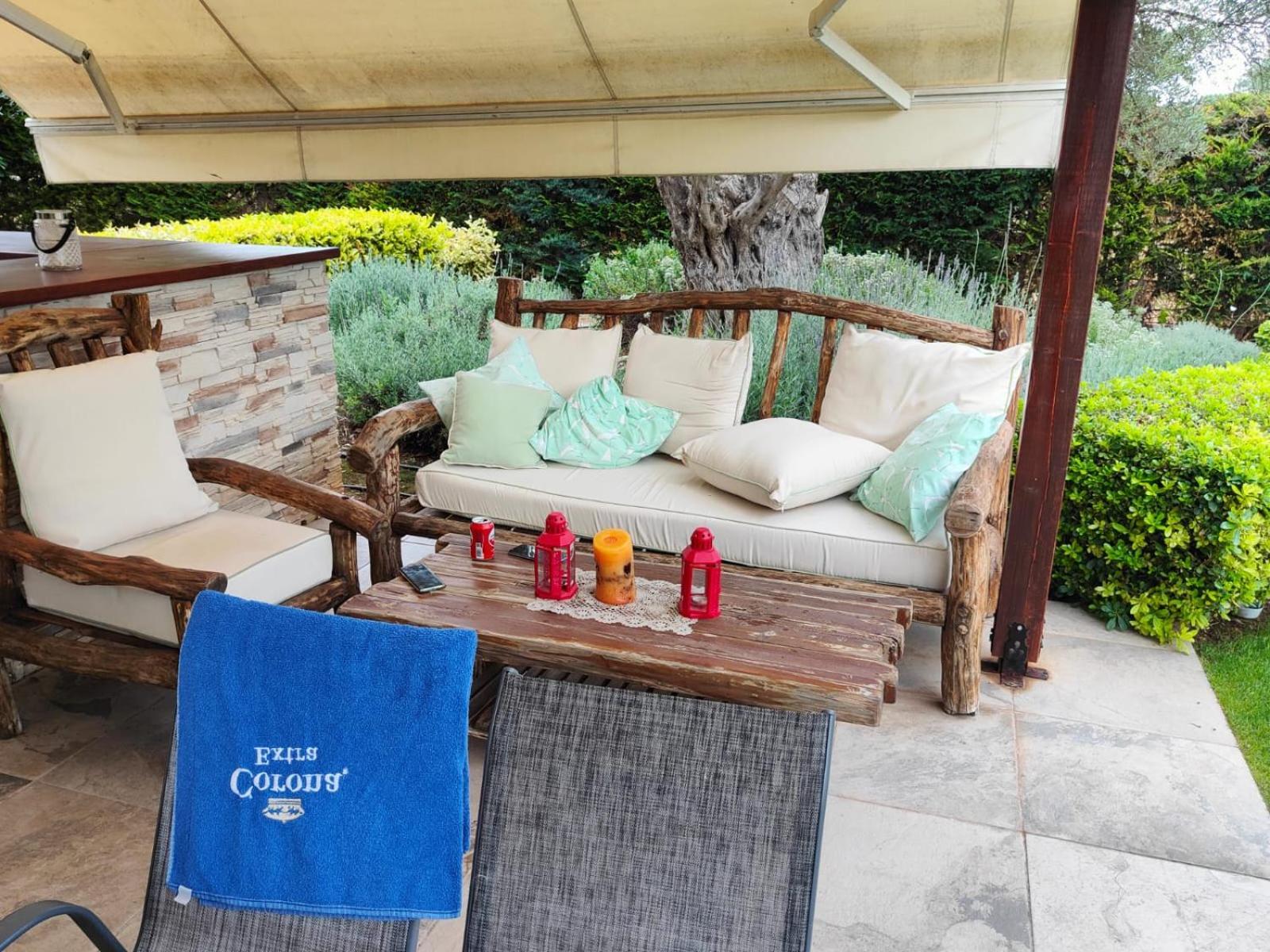 Luxurious 6 Bedroom Villa In A Great Location Chalkís エクステリア 写真
